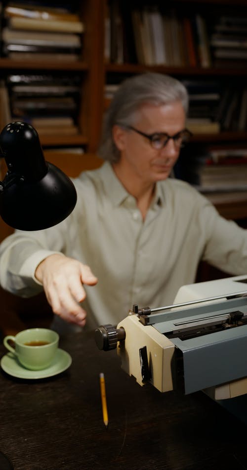 有关咖啡, 喝, 图书的免费素材视频