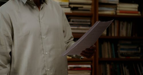 有关一摞书, 握住, 文件的免费素材视频