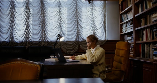 有关图书,图书馆,坐的免费素材视频