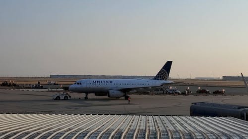 有关偶然的人, 商用飞机, 地面支援的免费素材视频