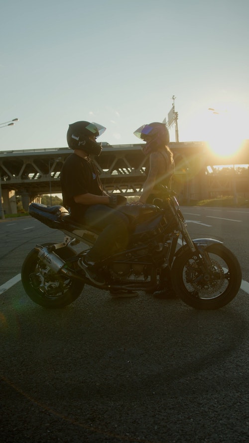 有关人,单车骑士,坐的免费素材视频