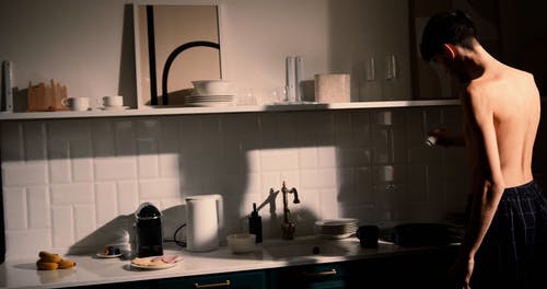 有关人, 从后面, 加入的免费素材视频