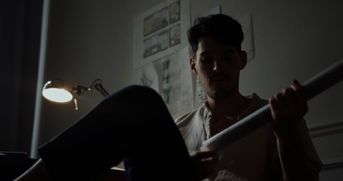 有关人,低角度拍摄,室内的免费素材视频