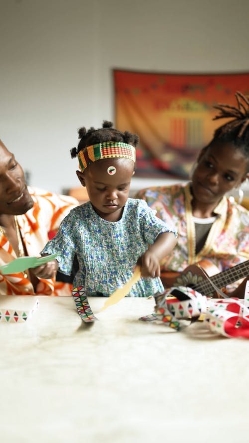 有关一小群人, 人, 儿童的免费素材视频