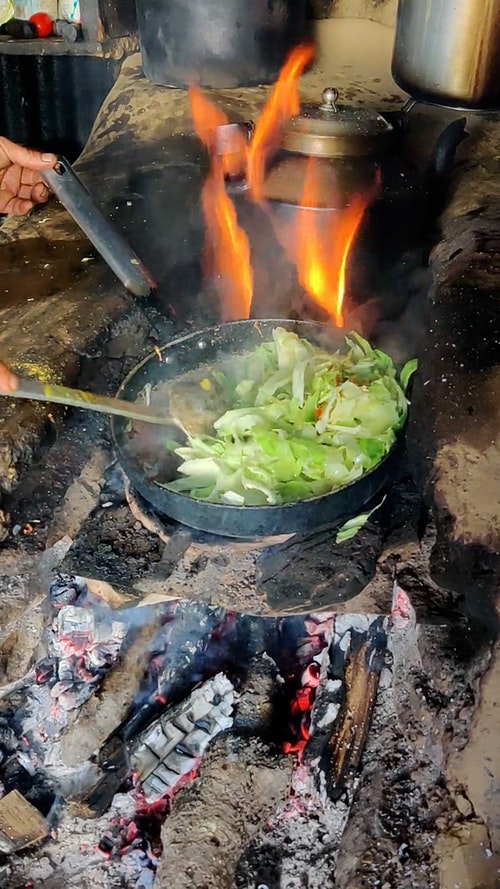 有关垂直视频,大汤匙,手的免费素材视频