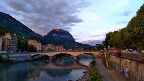 有关城市, 山, 房子的免费素材视频