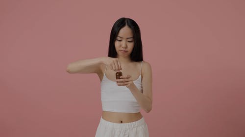 有关化妆品, 涂抺, 女人的免费素材视频