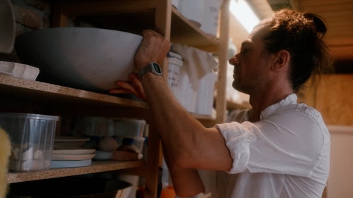 有关人,嗜好,室内的免费素材视频