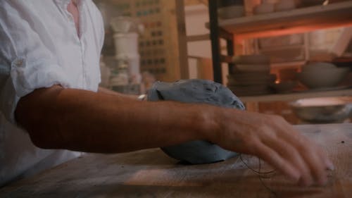 有关切割, 制陶工人, 工作坊的免费素材视频