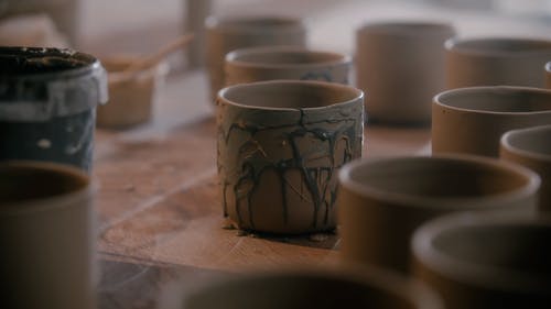 有关工作坊, 手工艺, 杯子的免费素材视频