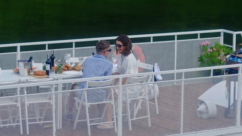 有关一对, 一起, 墨镜的免费素材视频