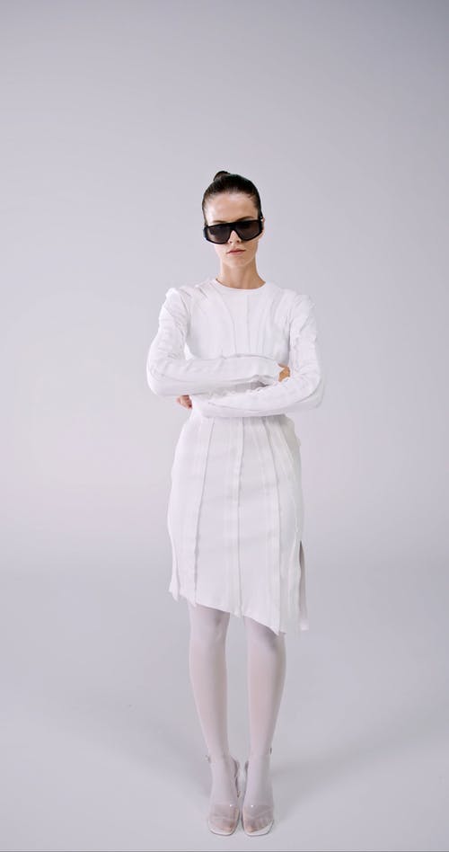 有关垂直视频, 墨镜, 女人的免费素材视频