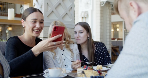 有关吃,咖啡,坐的免费素材视频