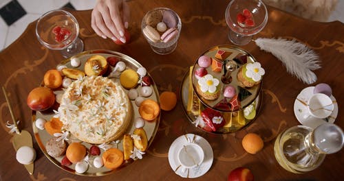 有关人类的手, 平躺, 提供服务的免费素材视频