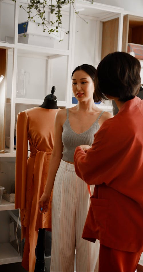 有关卷尺, 垂直视频, 大小的免费素材视频