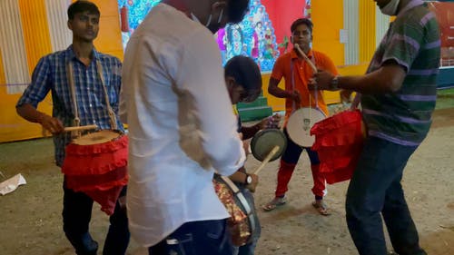 有关中等人群, 仪器, 吉他的免费素材视频