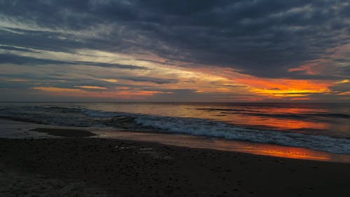 有关喜怒无常的天空, 地平线, 天性的免费素材视频