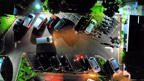 有关停放的汽车, 停车场, 无人机视频的免费素材视频