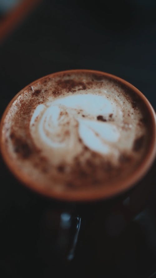 一杯咖啡的艺术品 · 免费素材视频