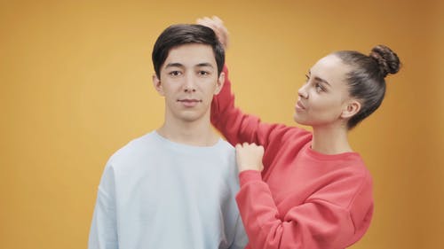 有关一对, 修理, 多样化的免费素材视频