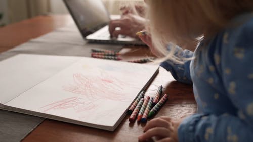 有关上色, 儿童, 可爱的的免费素材视频