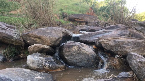 有关天性, 山背景, 岩石的免费素材视频