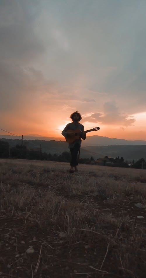 有关丘陵, 吉他手, 天性的免费素材视频