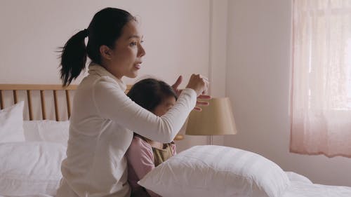 有关儿童, 发夹, 吻的免费素材视频