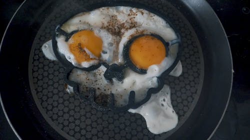 有关俯视图, 平底锅, 厨房的免费素材视频