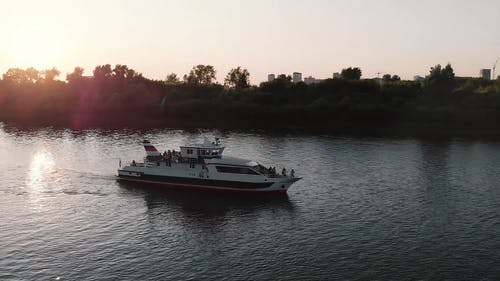 水中的船只 · 免费素材视频