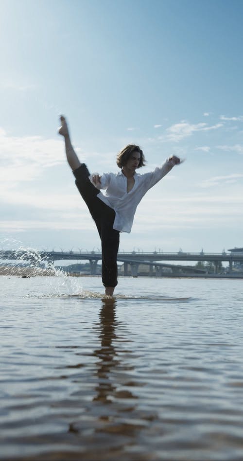 有关人, 动作能量, 反射的免费素材视频