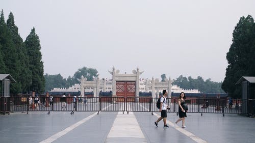 公园里的寺庙 · 免费素材视频