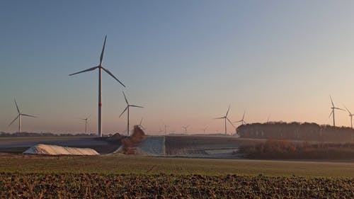 风车工厂用于发电 · 免费素材视频
