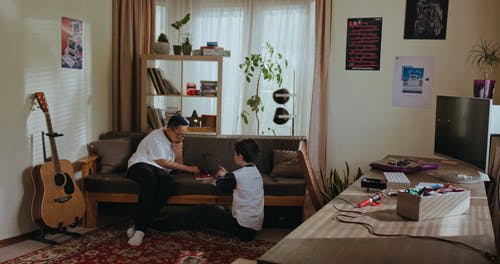 有关书呆子, 休闲时间, 公寓的免费素材视频