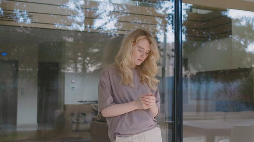 有关反射, 女人, 思维的免费素材视频