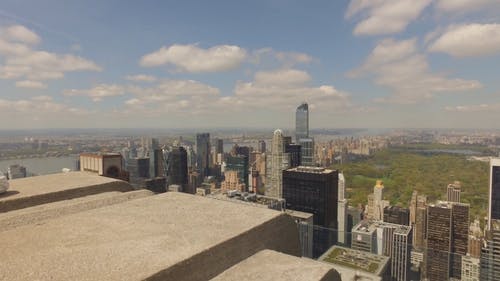 纽约城市天际线和高层建筑的顶视图 · 免费素材视频