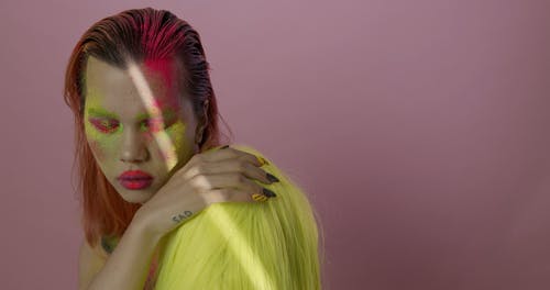 有关人, 偏心, 光鲜亮丽的免费素材视频