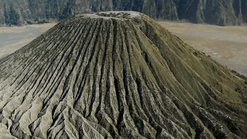 有关天性, 山, 从上面的免费素材视频