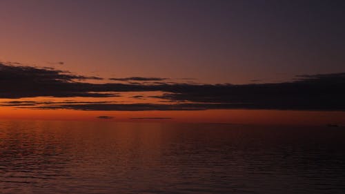 日落时天际线的颜色 · 免费素材视频