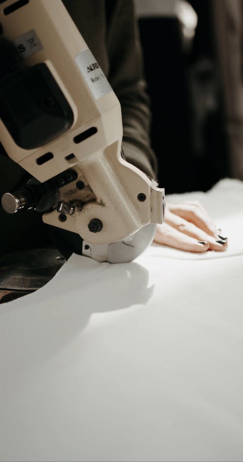 有关切割, 剪裁, 布的免费素材视频