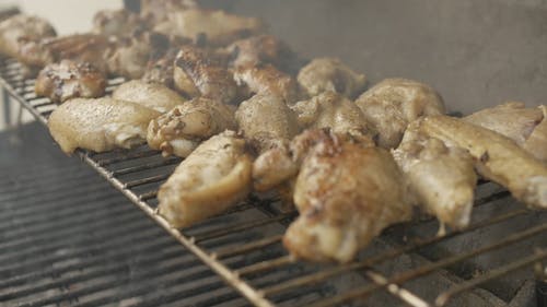 有关好吃, 准备食材, 烤肉架的免费素材视频