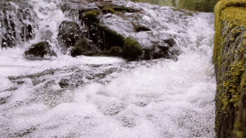有关岩石, 慢动作, 水的免费素材视频