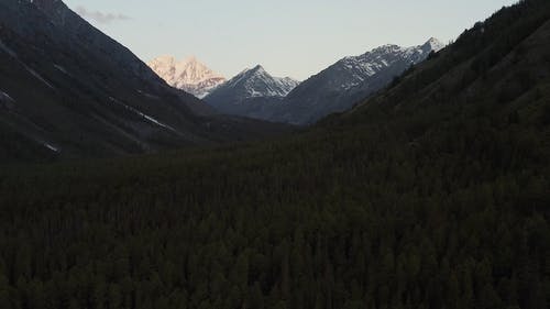 有关天性, 山脉, 山谷的免费素材视频