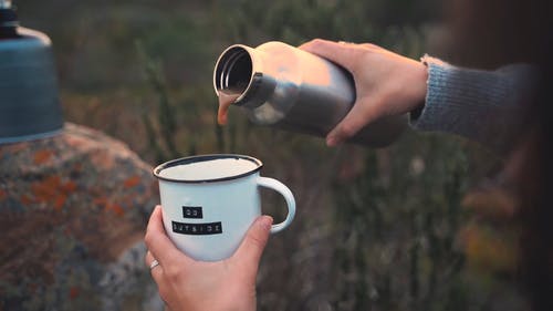 有关咖啡, 山, 户外烹饪的免费素材视频