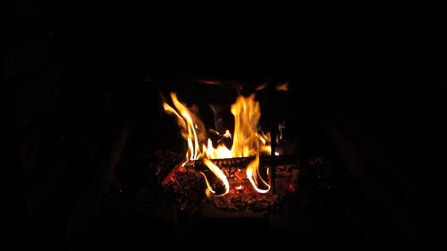 有关壁炉, 温暖, 漆黑的免费素材视频