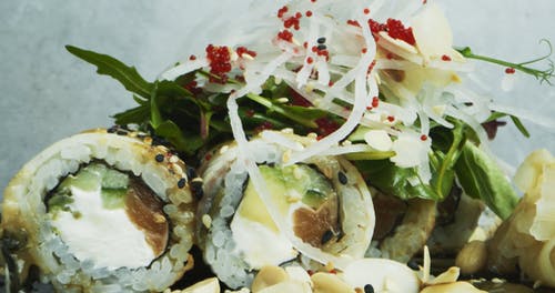 寿司饭卷的融合服务 · 免费素材视频