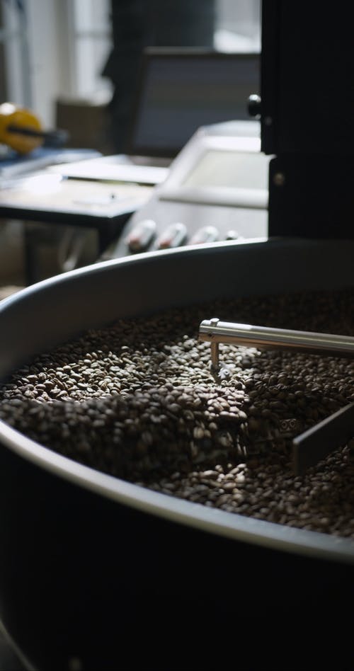 咖啡豆加工机械 · 免费素材视频