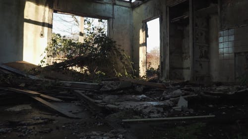有关倒塌, 坍方, 废弃的房子的免费素材视频