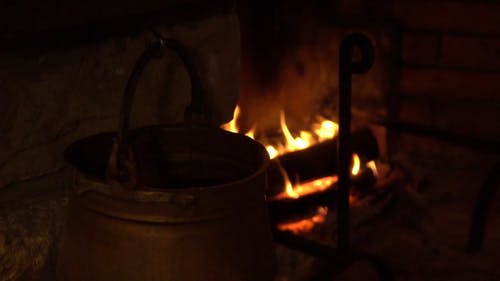 有关壁炉, 大火, 暗室的免费素材视频