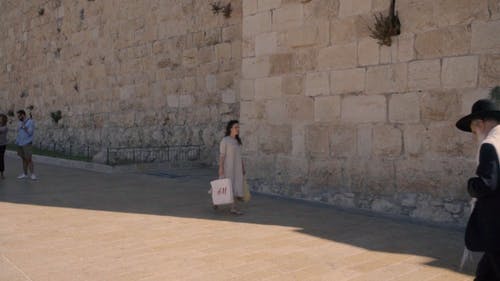 耶路撒冷的城墙是信仰和旅游胜地的地标 · 免费素材视频